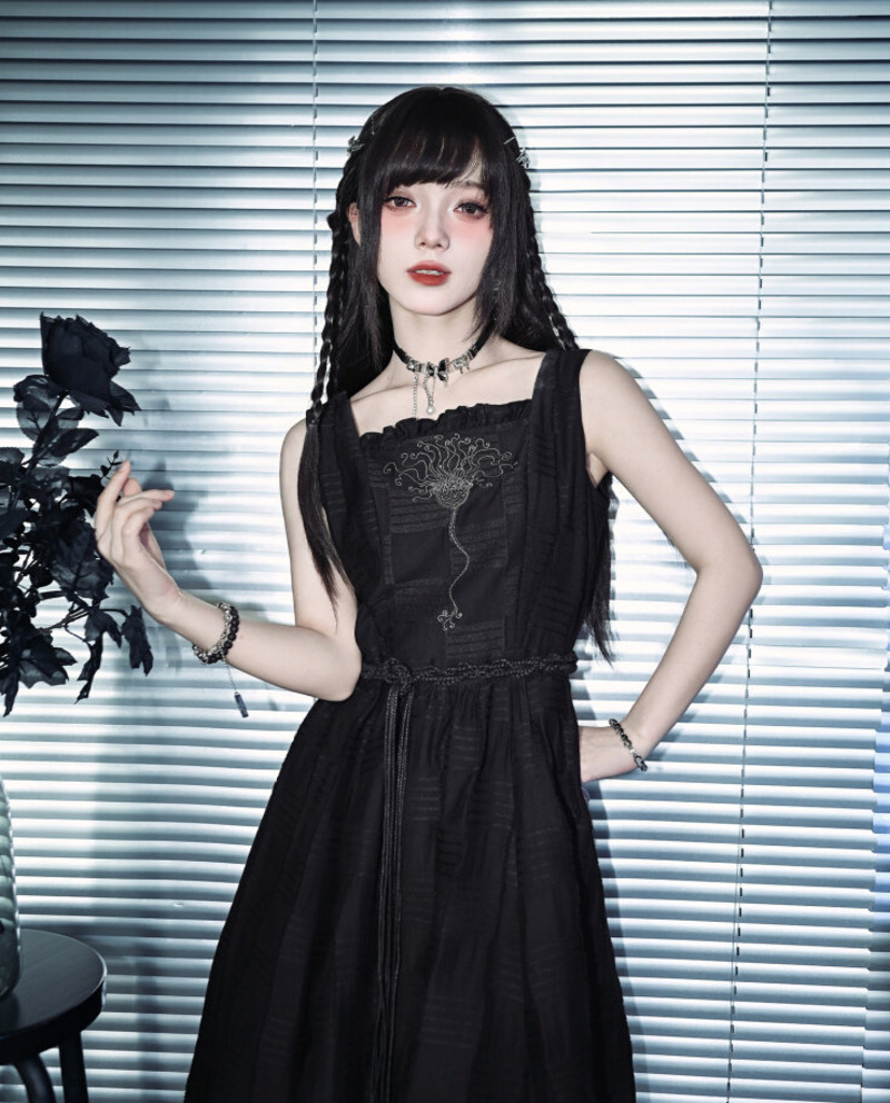 Embroidery Skirt - 新しいクリノイド刺繍黒二重層芽ドレス女性夏のレジャーノースリーブベストロングスカートカーニバルハロウィンコスプレ