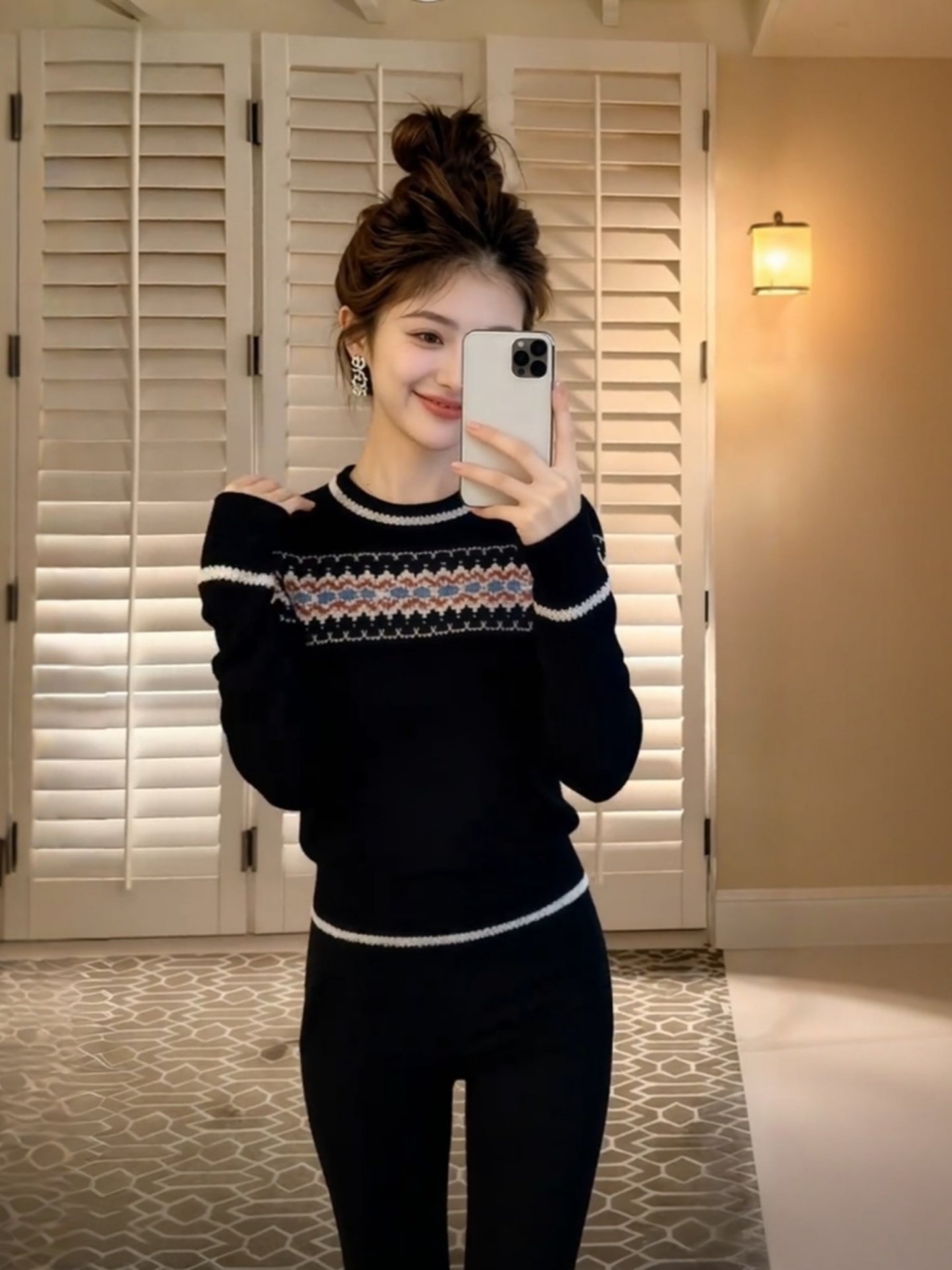 ユニークデザイン ブラックニットセーター レディース おしゃ - Embroidery Unique Design のレビューと価格