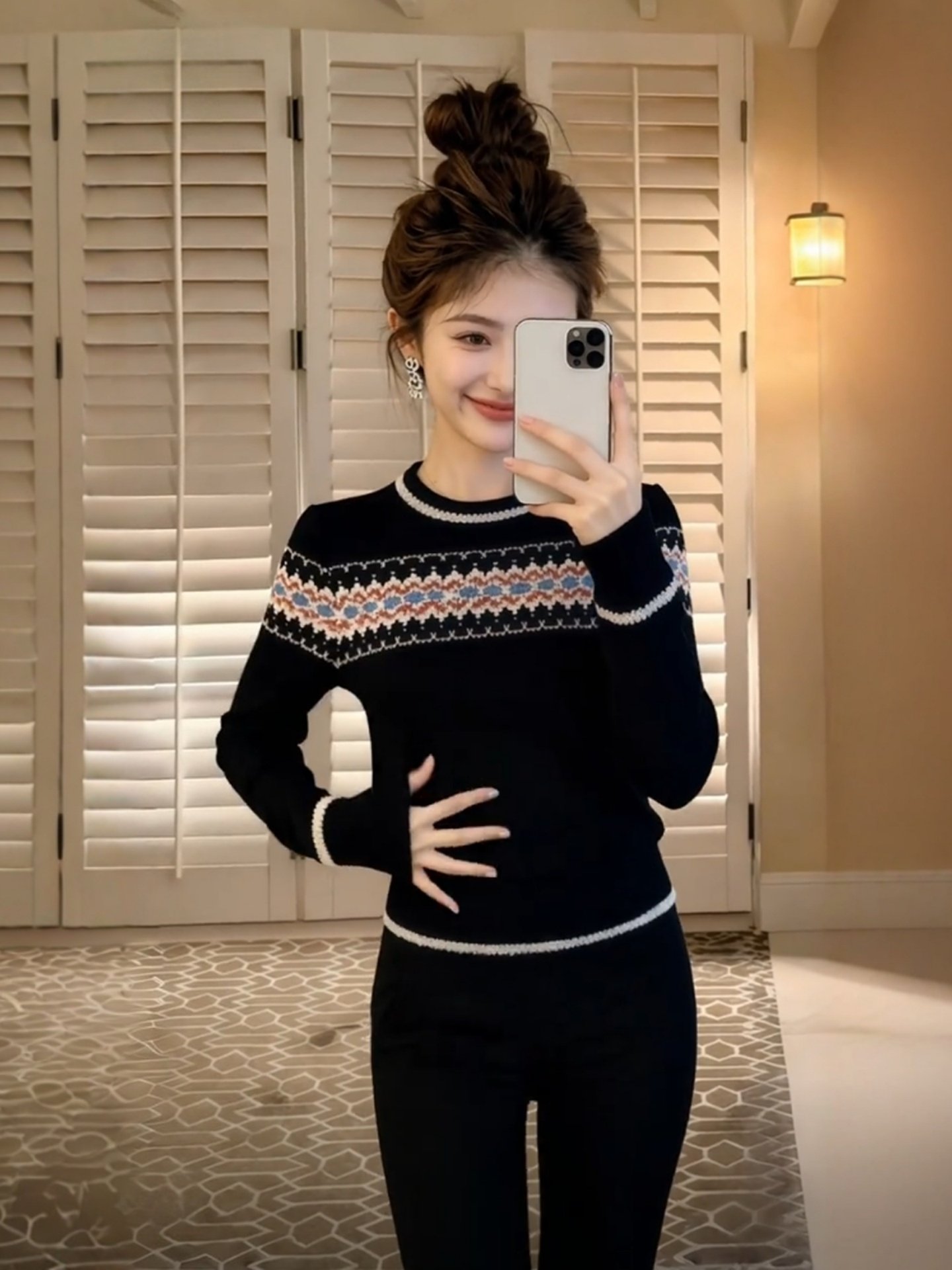 ユニークデザイン ブラックニットセーター レディース おしゃ - Embroidery Unique Design のレビューと価格