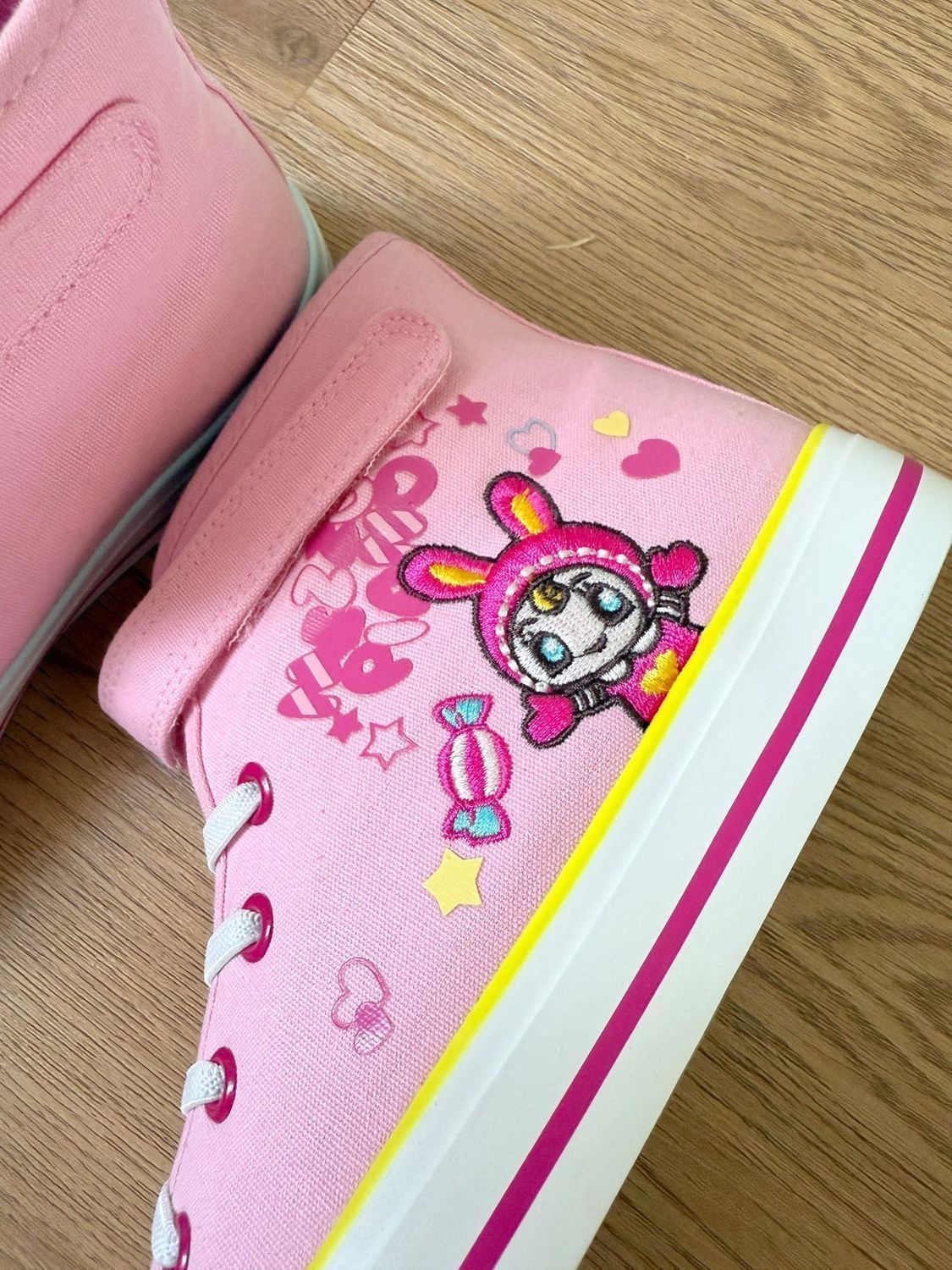 春秋新作オールマッチスイートガールハイカット身長アッププラム - Embroidery Fabric のレビューと価格