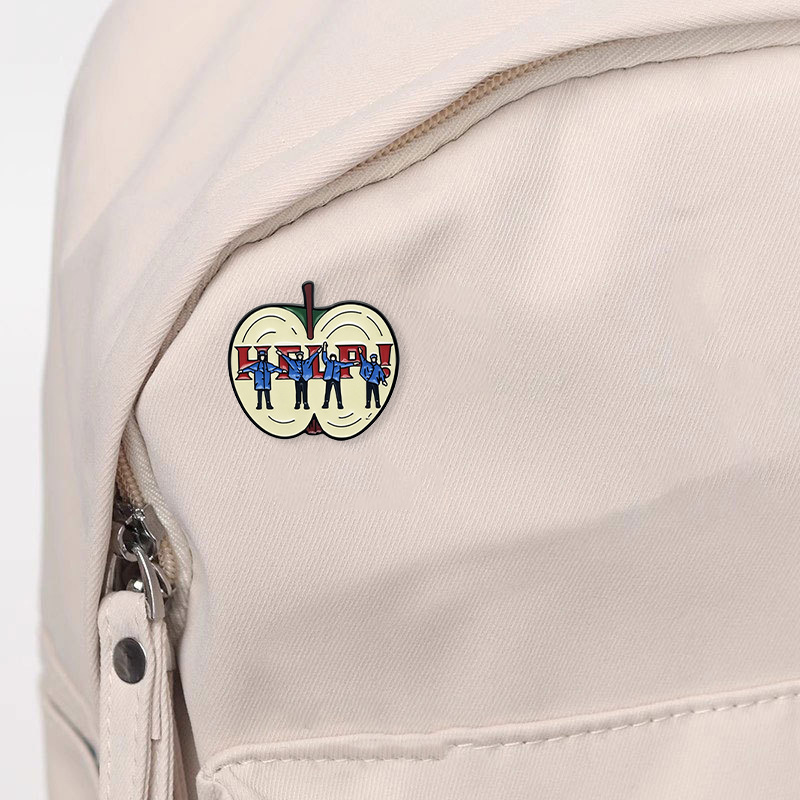 ロックバンドヴィンテージクロスエナメルピンレインボーエレキギ - Embroidery Icon のレビューと価格