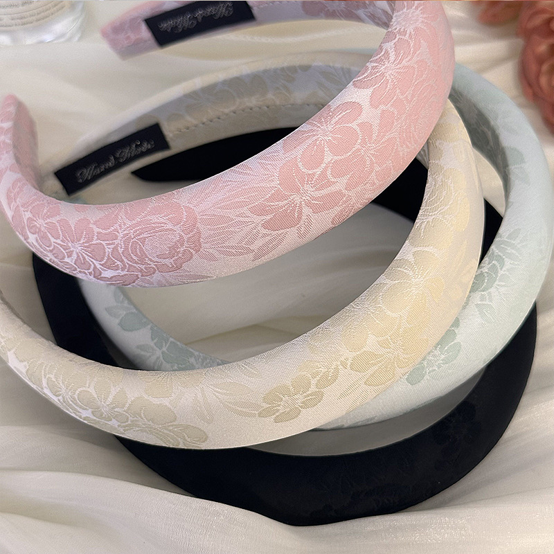 女性のための花の刺flowerが付いたヘッドバンド、エレガン - Embroidery Hooping のレビューと価格